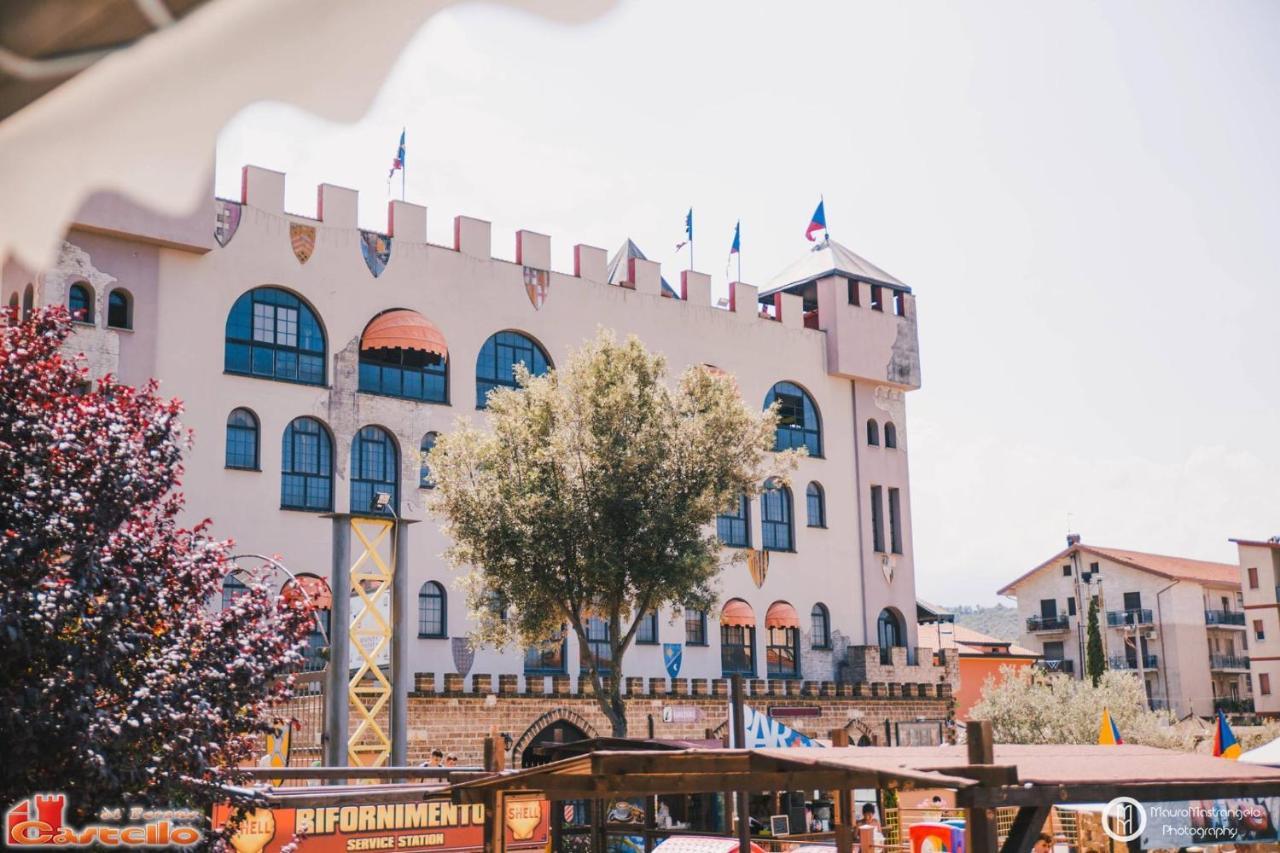 ホテル Il Castello Di Perano エクステリア 写真