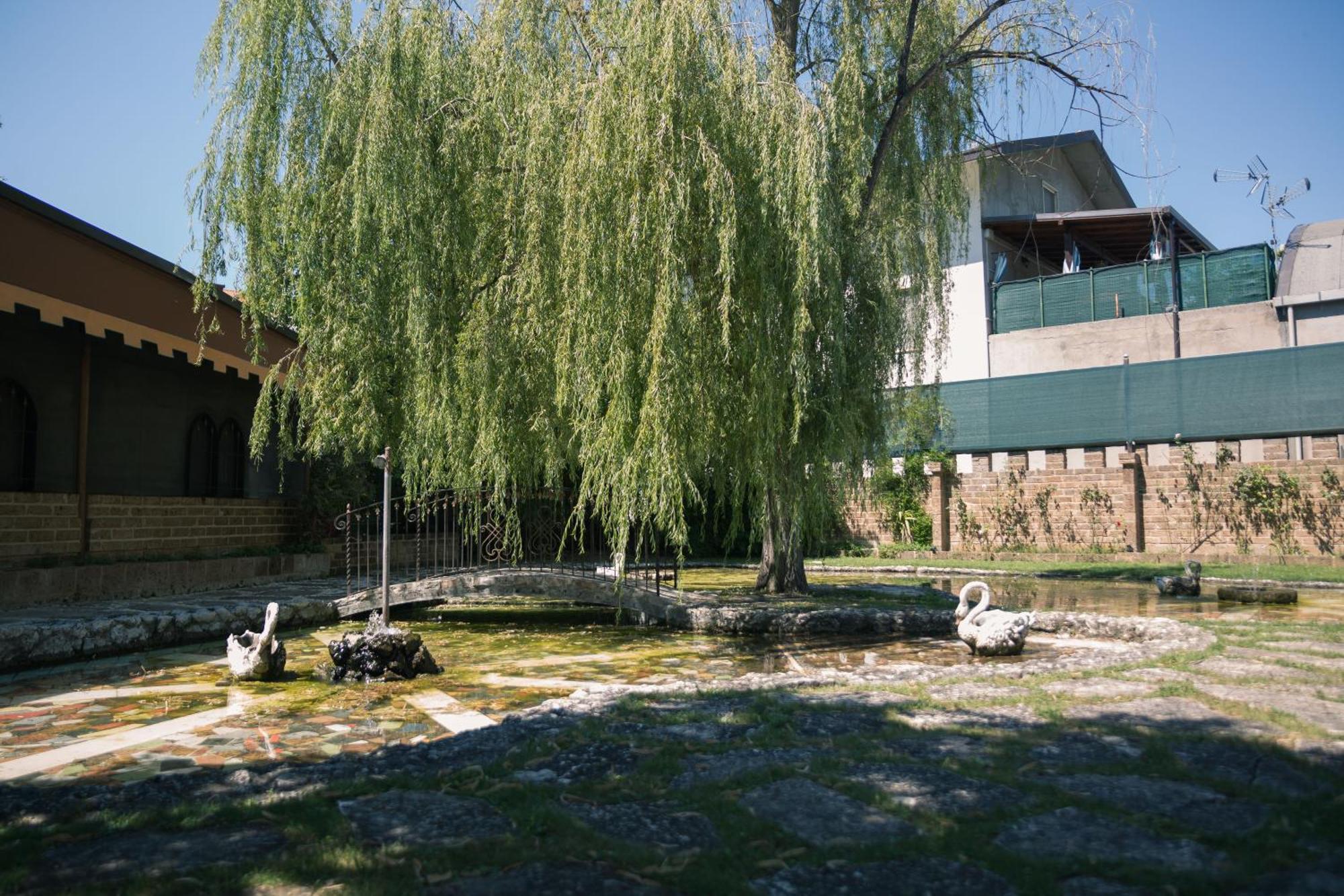 ホテル Il Castello Di Perano エクステリア 写真